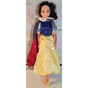 Vintage Bikin Snow White Doll Collectible Figure Toy Bendable Knees 11.5"